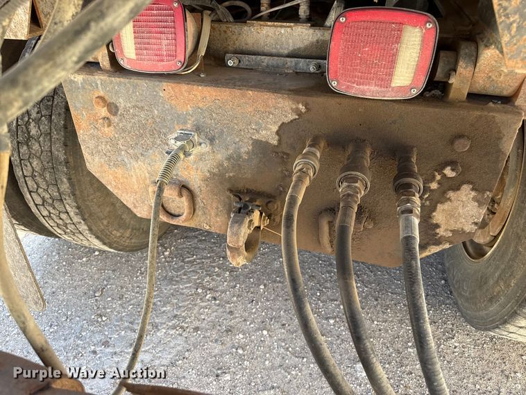 image for item DH1944 2013 Freightliner 108SD dump truck