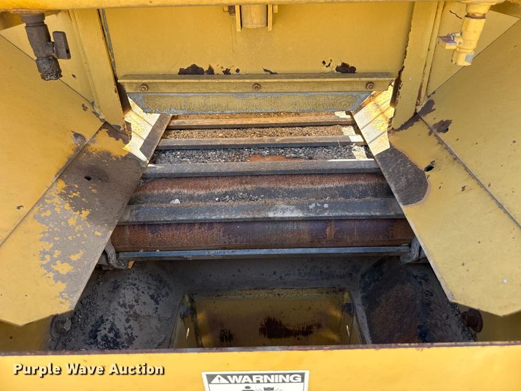 image for item DH1944 2013 Freightliner 108SD dump truck