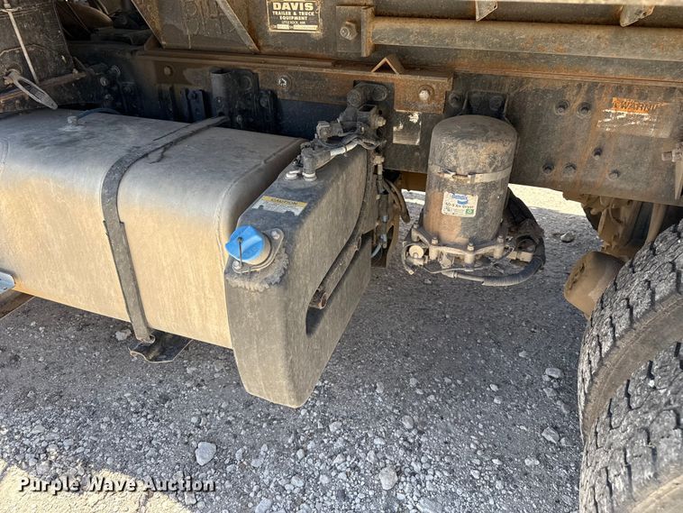 image for item DH1944 2013 Freightliner 108SD dump truck