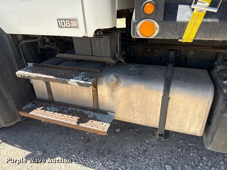 image for item DH1944 2013 Freightliner 108SD dump truck