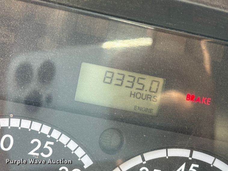 image for item DH1944 2013 Freightliner 108SD dump truck