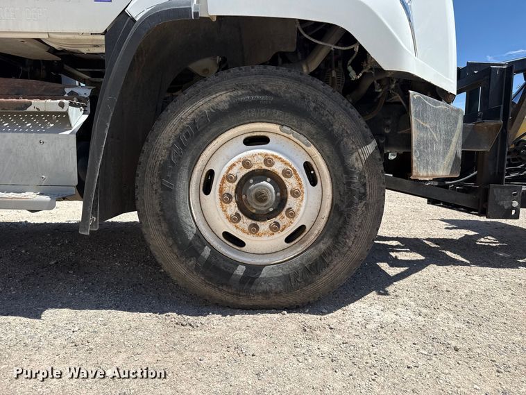 image for item DH1944 2013 Freightliner 108SD dump truck