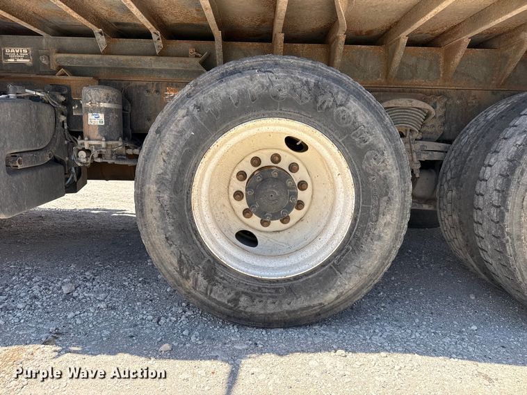 image for item DH1944 2013 Freightliner 108SD dump truck