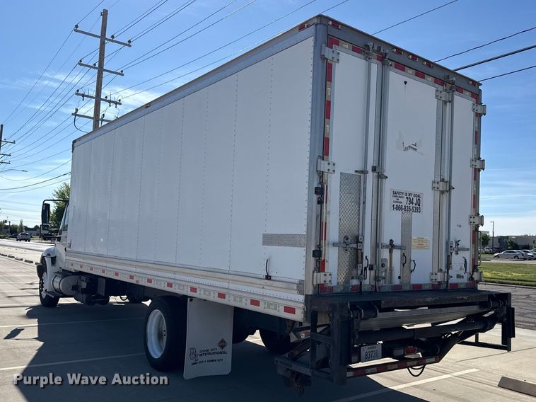 image for item DH1947 2008 International 4300 box truck