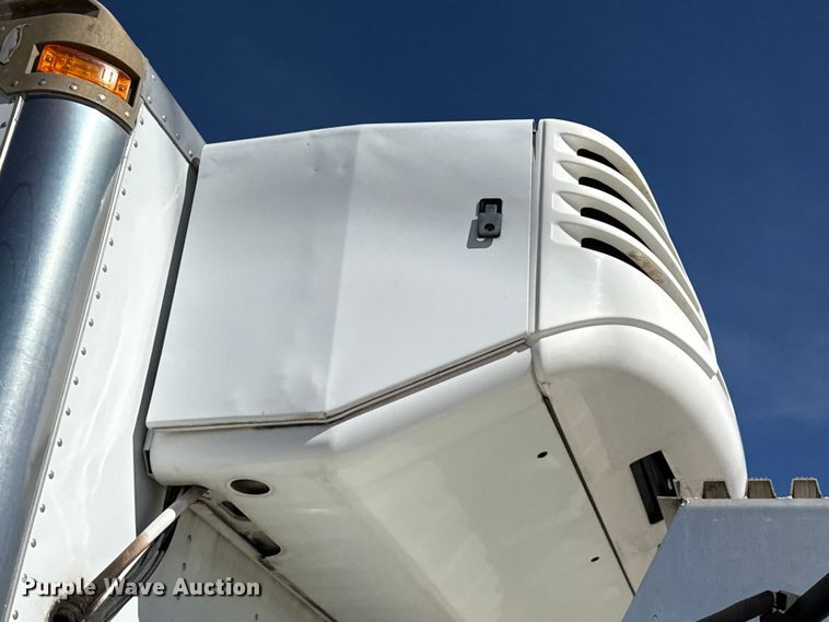 image for item DH1947 2008 International 4300 box truck