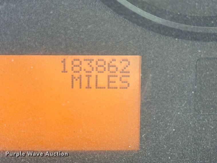 image for item DH1947 2008 International 4300 box truck