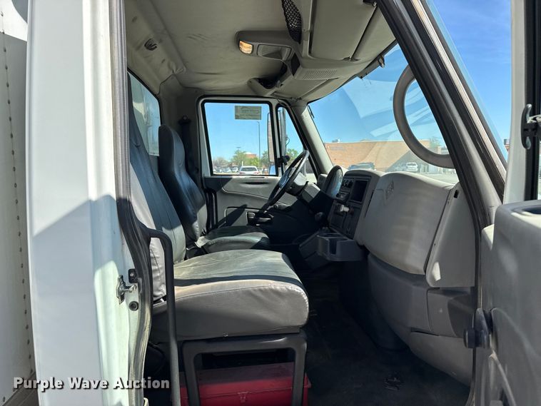 image for item DH1947 2008 International 4300 box truck