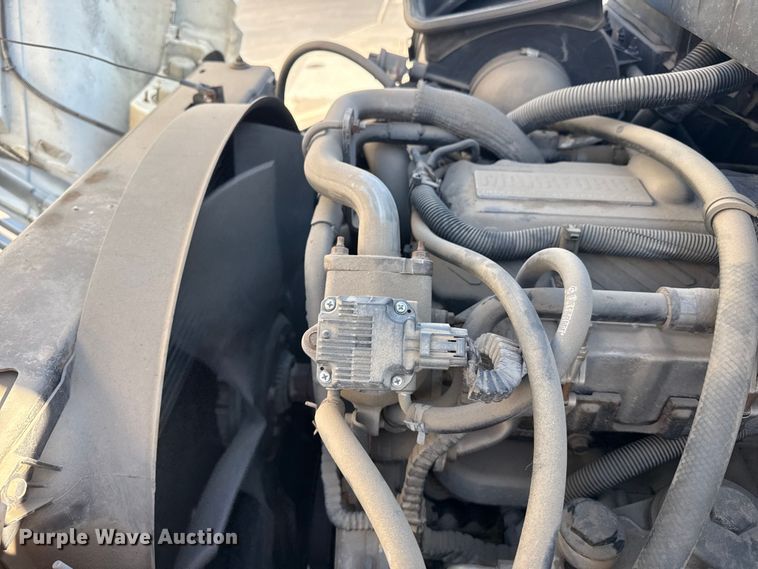 image for item DH1947 2008 International 4300 box truck