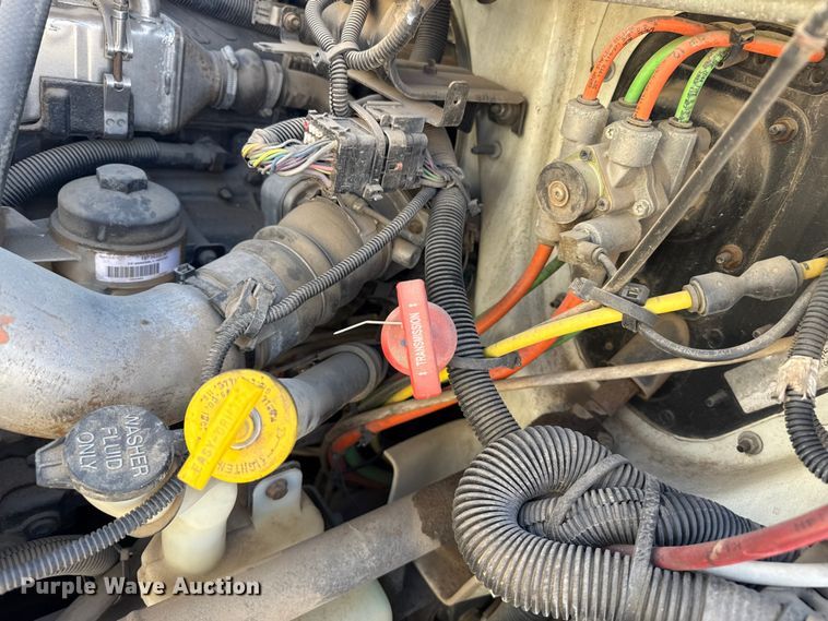 image for item DH1947 2008 International 4300 box truck