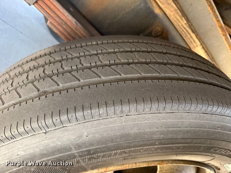 image for item DH1947 2008 International 4300 box truck