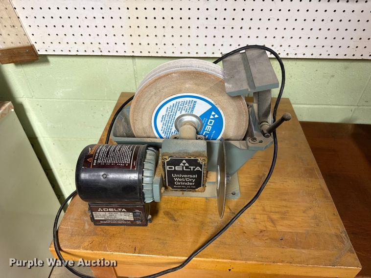 image for item DH1948 Shop tools