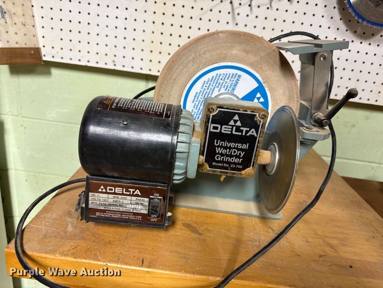 image for item DH1948 Shop tools