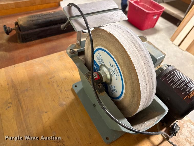 image for item DH1948 Shop tools