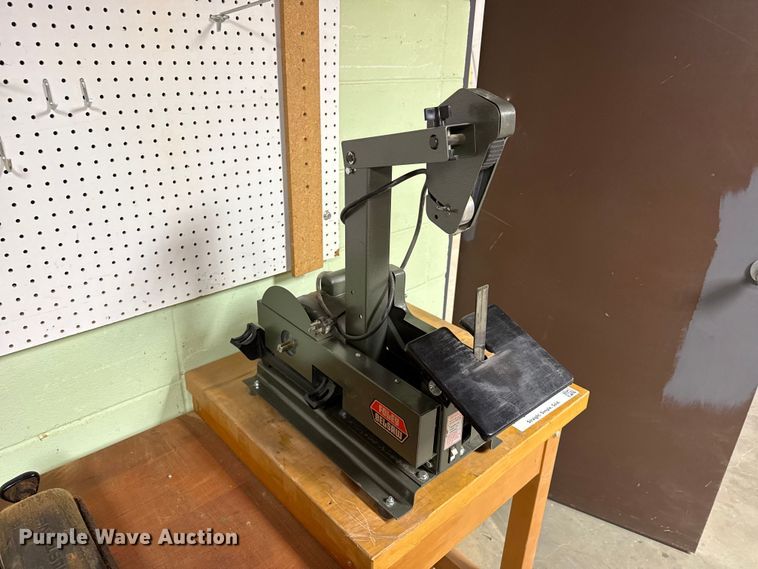 image for item DH1948 Shop tools