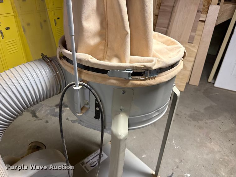 image for item DH1949 Delta dust collector