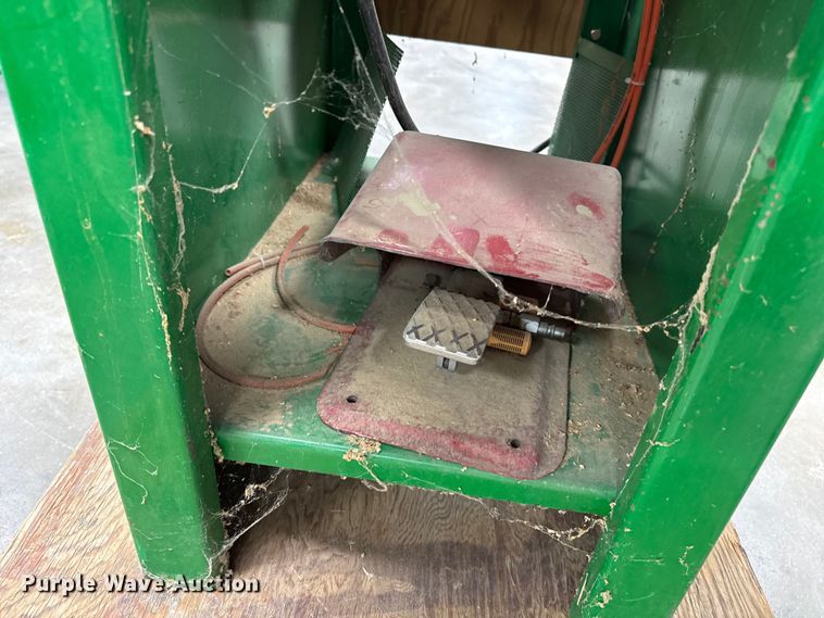 image for item DH1950 Woodtek  dowel boring machine