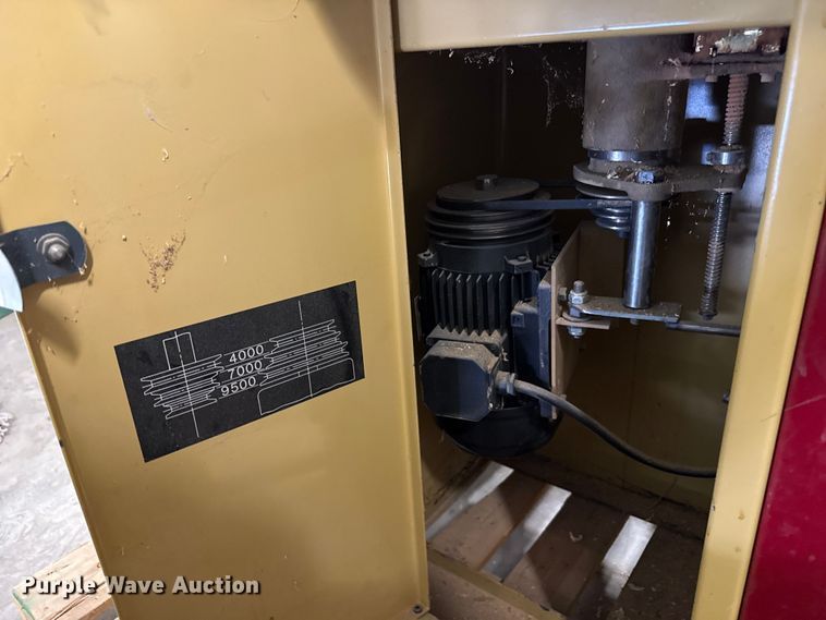 image for item DH1952 MiniMax T3 shaper