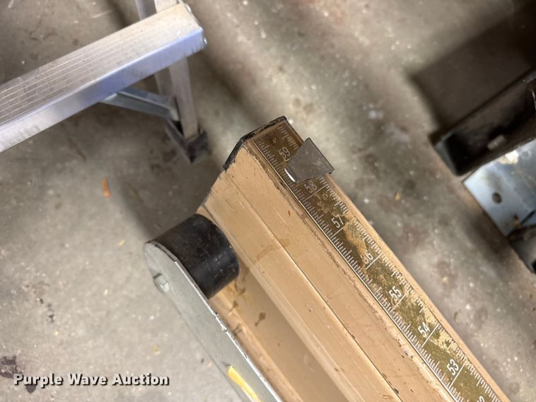 image for item DH1953 Panel saw