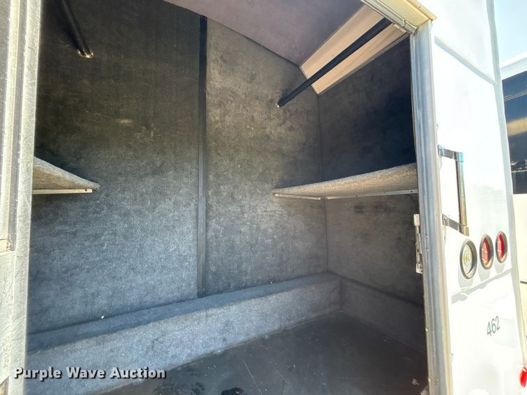 image for item DU0423 2002 Champion Freightliner FB65 shuttle bus