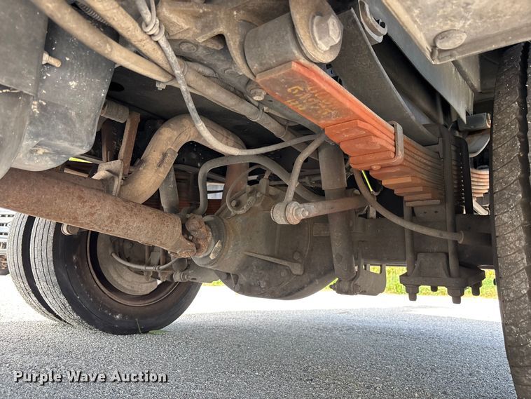 image for item DU2626 2015 Ford F550 Super Duty utility / service truck