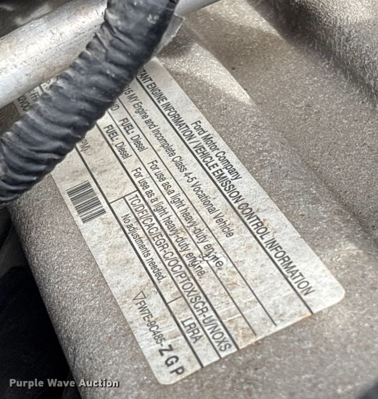 image for item DU2626 2015 Ford F550 Super Duty utility / service truck