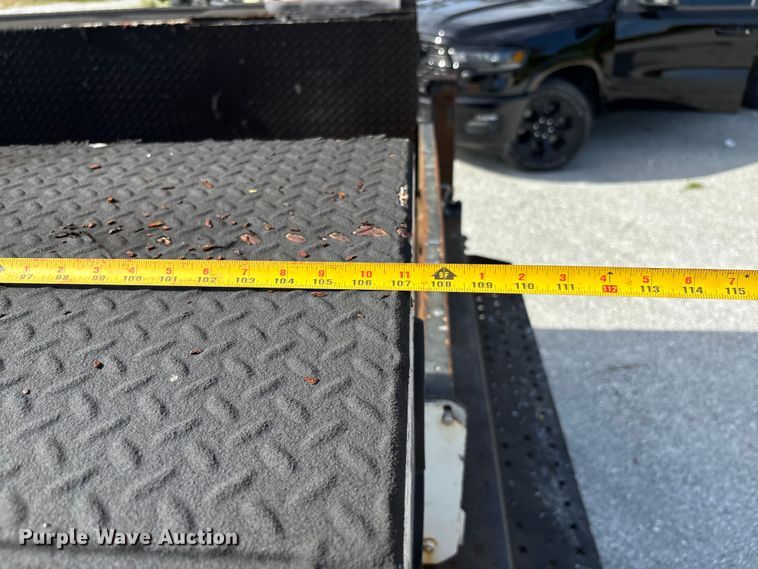 image for item DU2626 2015 Ford F550 Super Duty utility / service truck