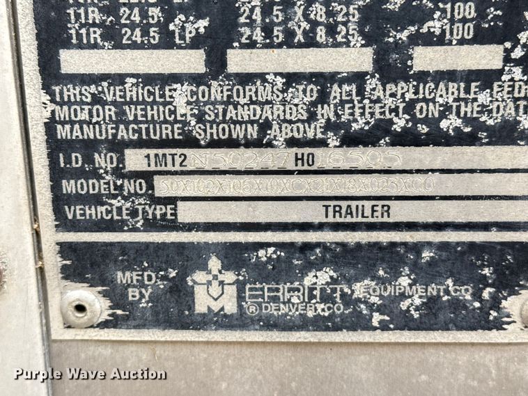 image for item DZ5371 2007 Merritt livestock trailer