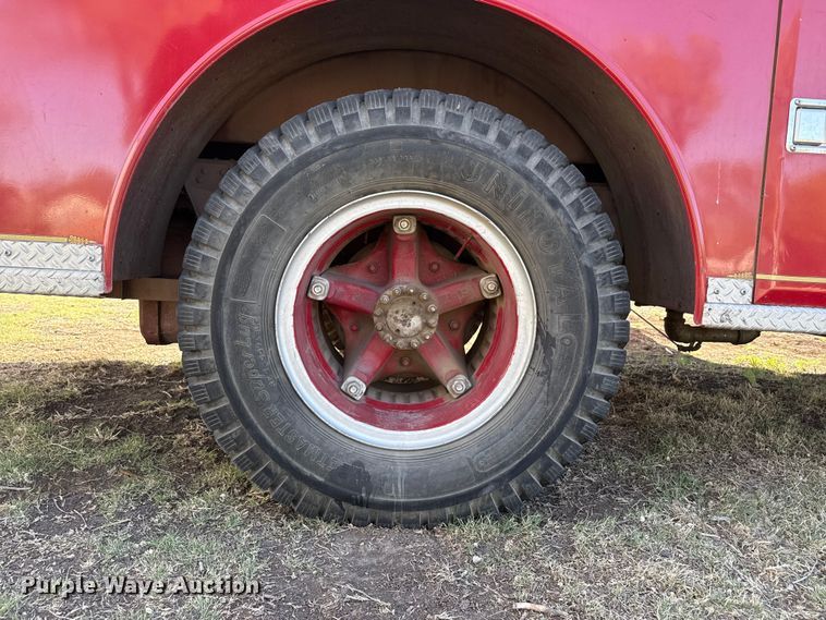 image for item DZ5431 1975 Chevrolet 65 pumper fire truck