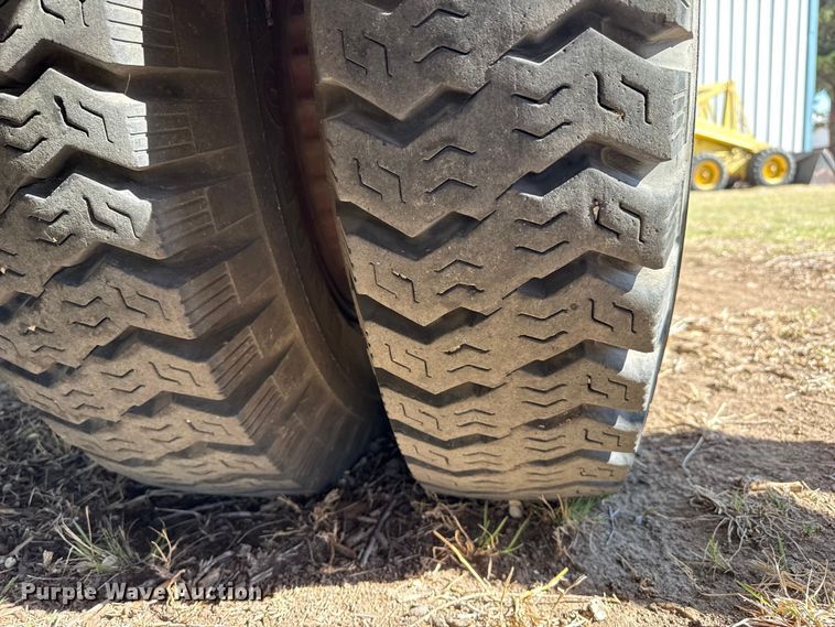 image for item DZ5431 1975 Chevrolet 65 pumper fire truck