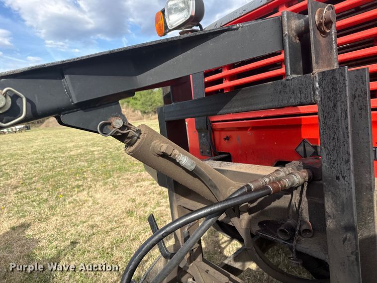image for item DZ5435 1997 International 4900 dump truck