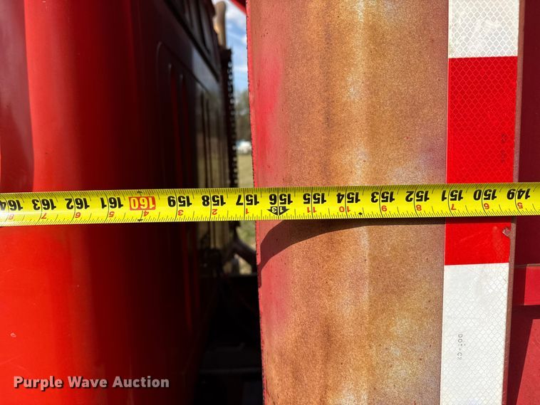 image for item DZ5435 1997 International 4900 dump truck