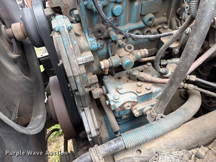 image for item DZ5435 1997 International 4900 dump truck