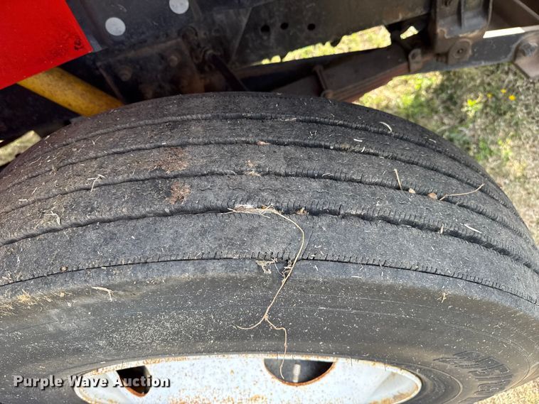 image for item DZ5435 1997 International 4900 dump truck