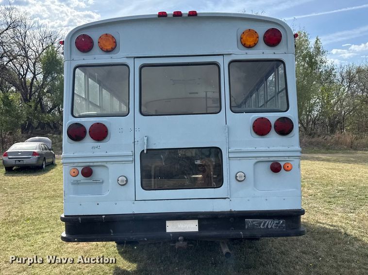 image for item DZ5440 1976 Ford school bus