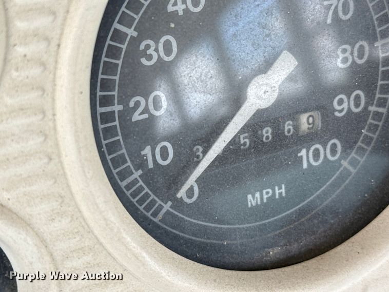 image for item DZ5440 1976 Ford school bus