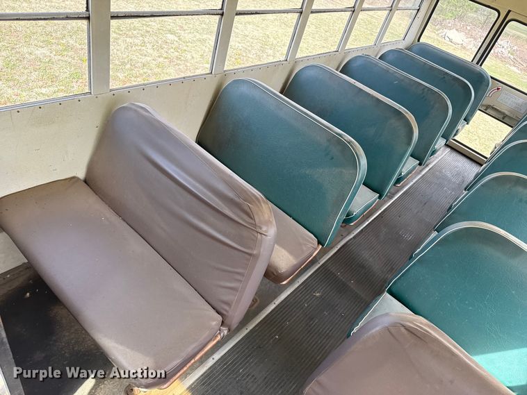 image for item DZ5440 1976 Ford school bus