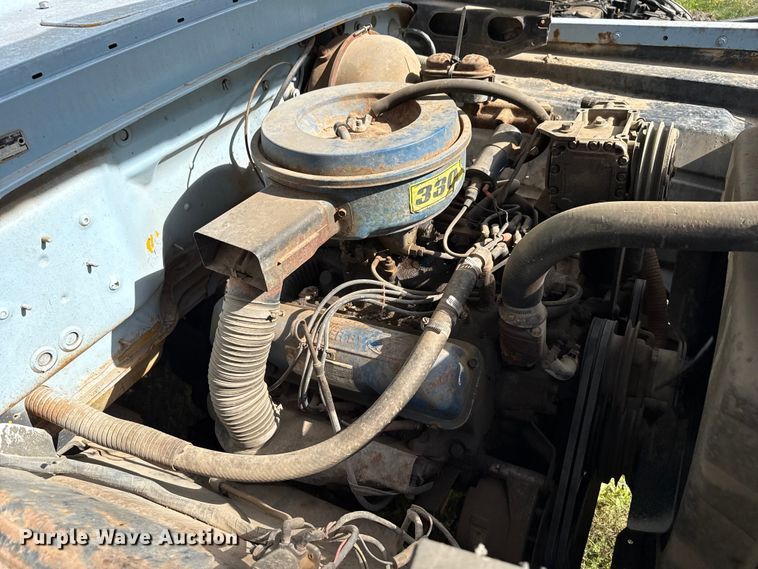 image for item DZ5440 1976 Ford school bus