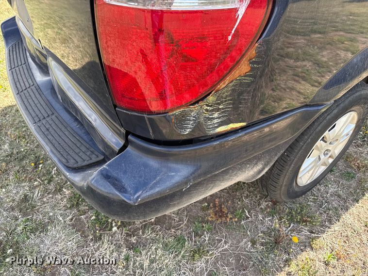 image for item DZ5441 2005 Dodge Grand Caravan SE van