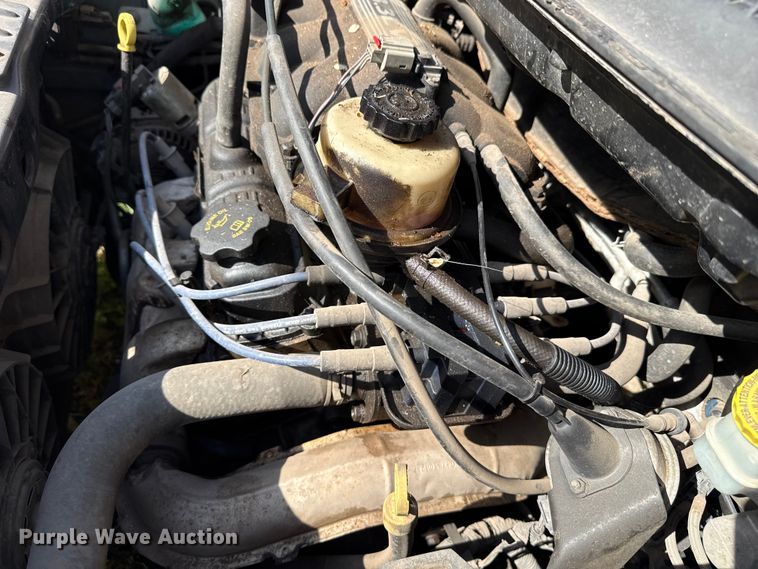 image for item DZ5441 2005 Dodge Grand Caravan SE van