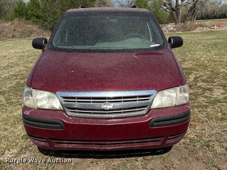 image for item DZ5442 2004 Chevrolet Venture van