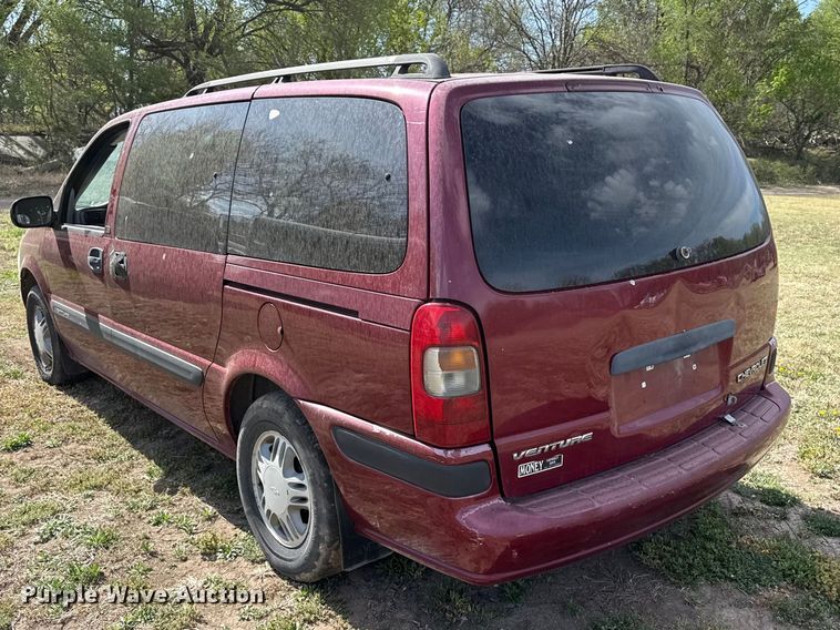 image for item DZ5442 2004 Chevrolet Venture van