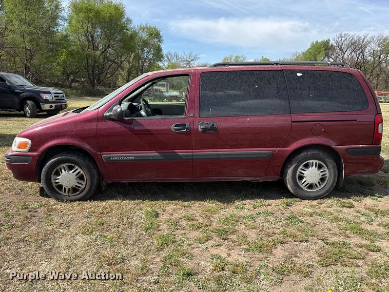 image for item DZ5442 2004 Chevrolet Venture van