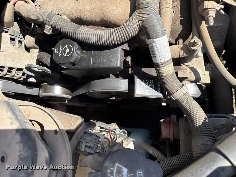 image for item DZ5442 2004 Chevrolet Venture van