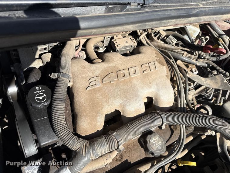 image for item DZ5442 2004 Chevrolet Venture van