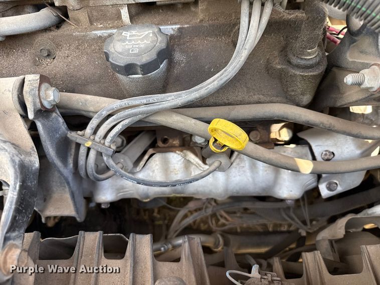 image for item DZ5442 2004 Chevrolet Venture van