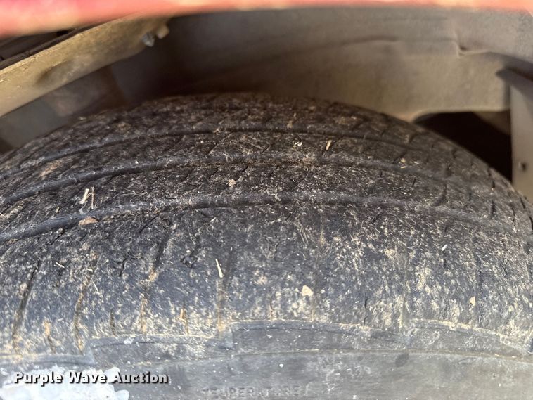 image for item DZ5442 2004 Chevrolet Venture van