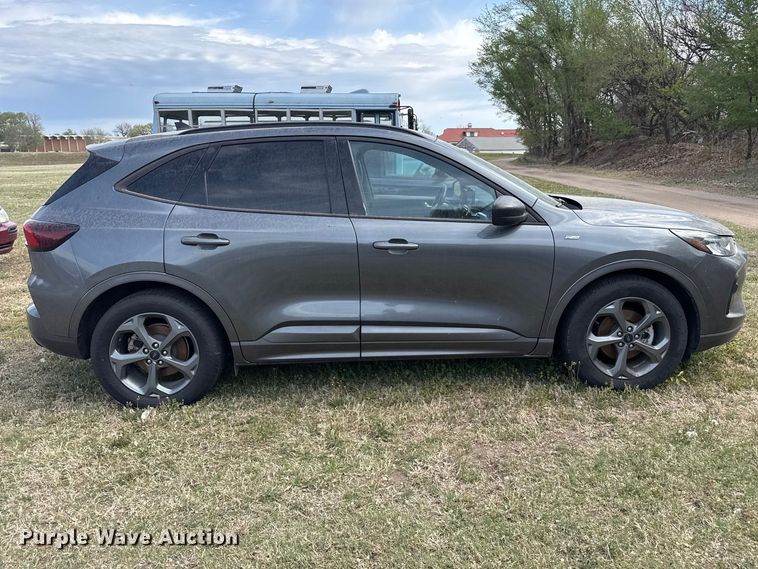 image for item DZ5443 2023 Ford Escape SUV