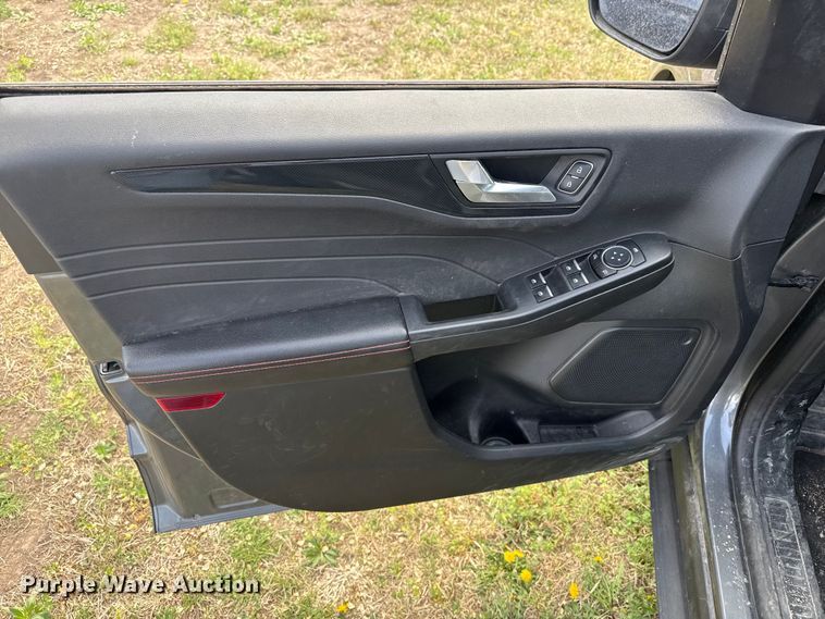 image for item DZ5443 2023 Ford Escape SUV