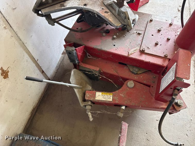 image for item DZ5444 Tire machines