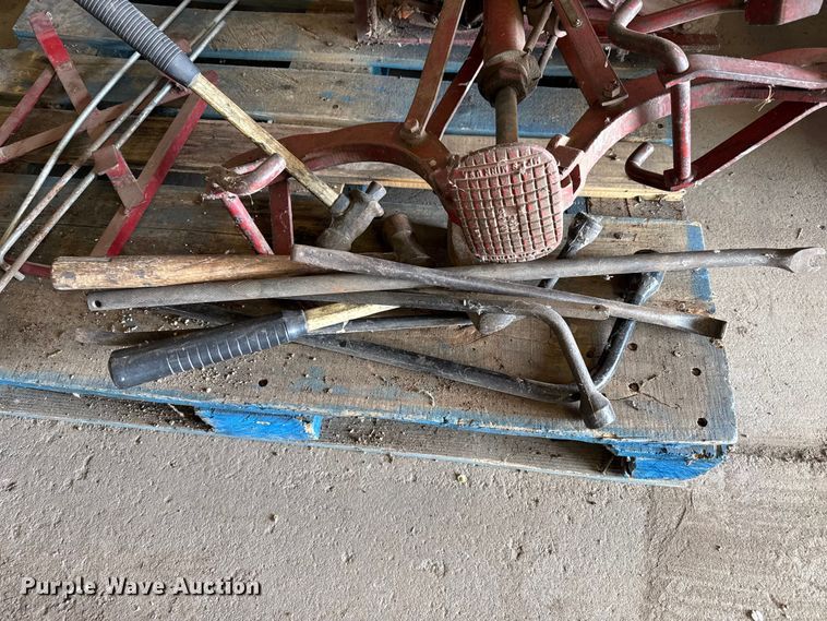 image for item DZ5444 Tire machines